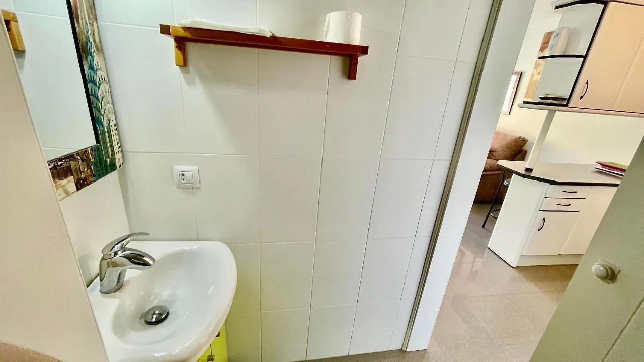 דירות טורמולינוס Bulto Carihuela